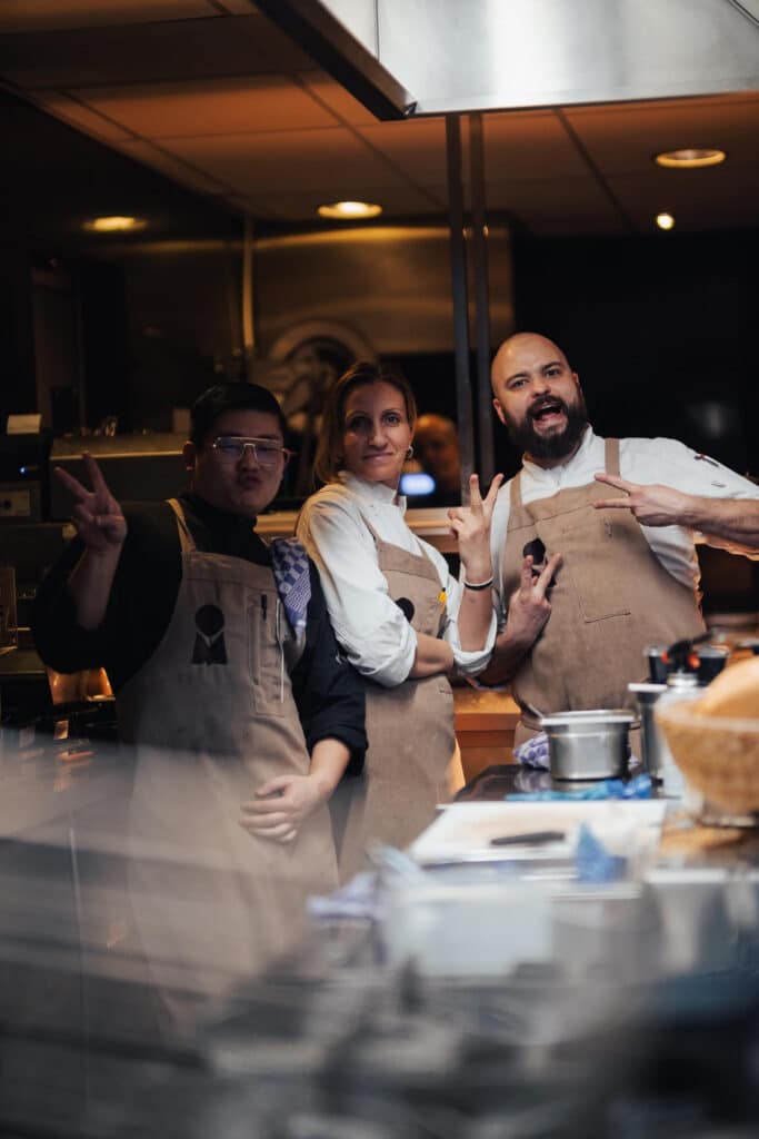 Oli Mazi, Oli Mazi, Griekse klassiekers met een twist, Makelaar in Utrecht