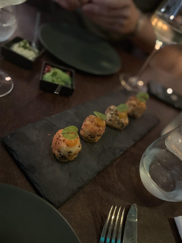 Oli Mazi, Oli Mazi, Griekse klassiekers met een twist, Makelaar in Utrecht